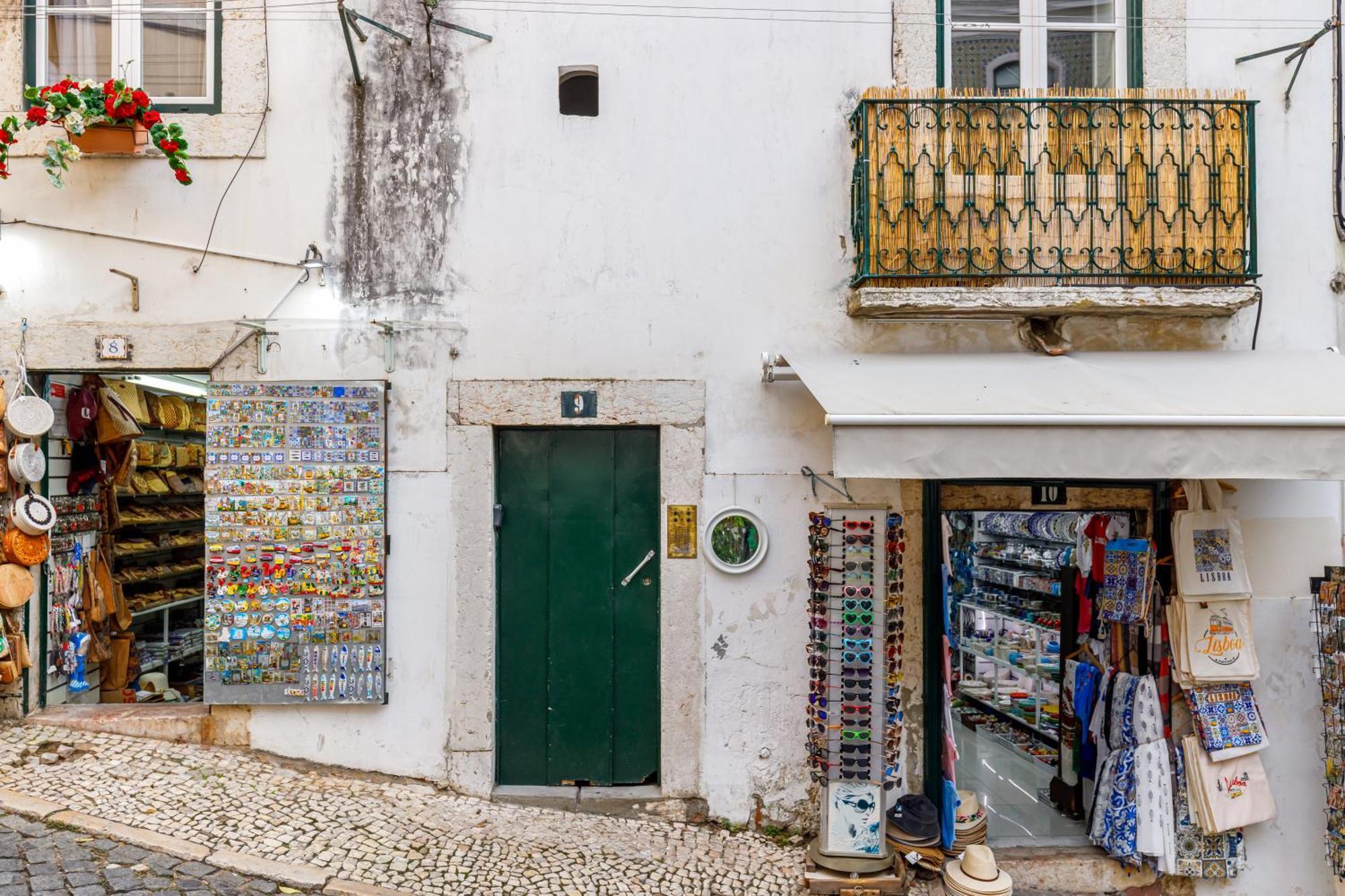 Sublime Apt Medieval Alfama Lissabon Buitenkant foto