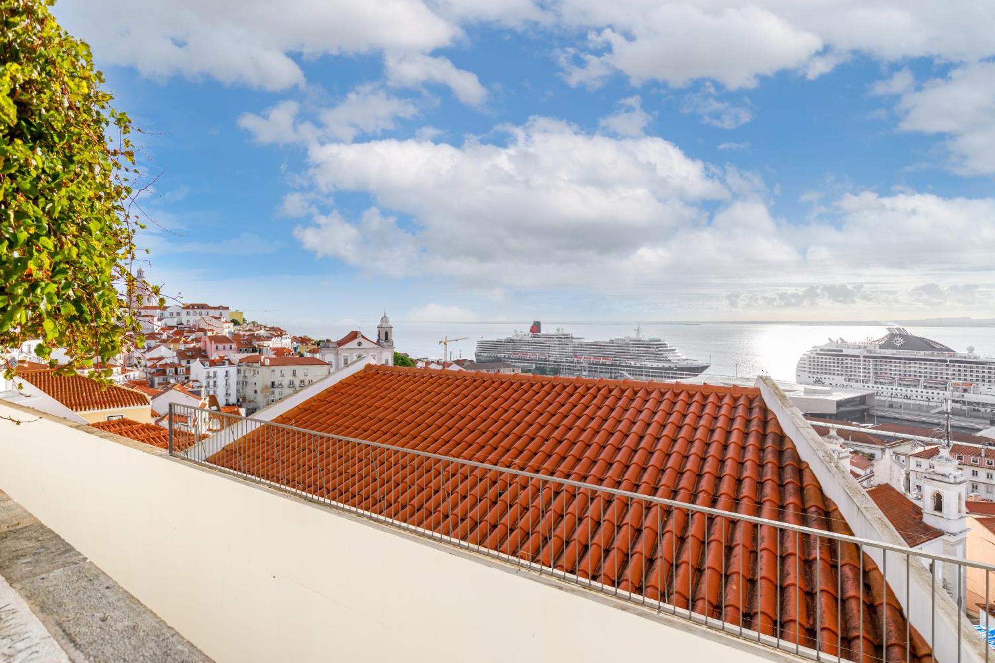 Sublime Apt Medieval Alfama Lissabon Buitenkant foto